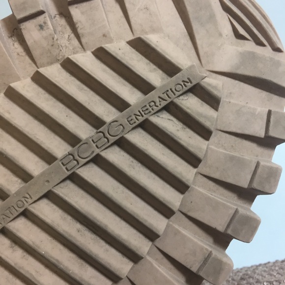 BCBGeneration Lynn Pin Stud Bling Sock Style Low Top Sneakers Tan Rose G… - Picture 10 of 12